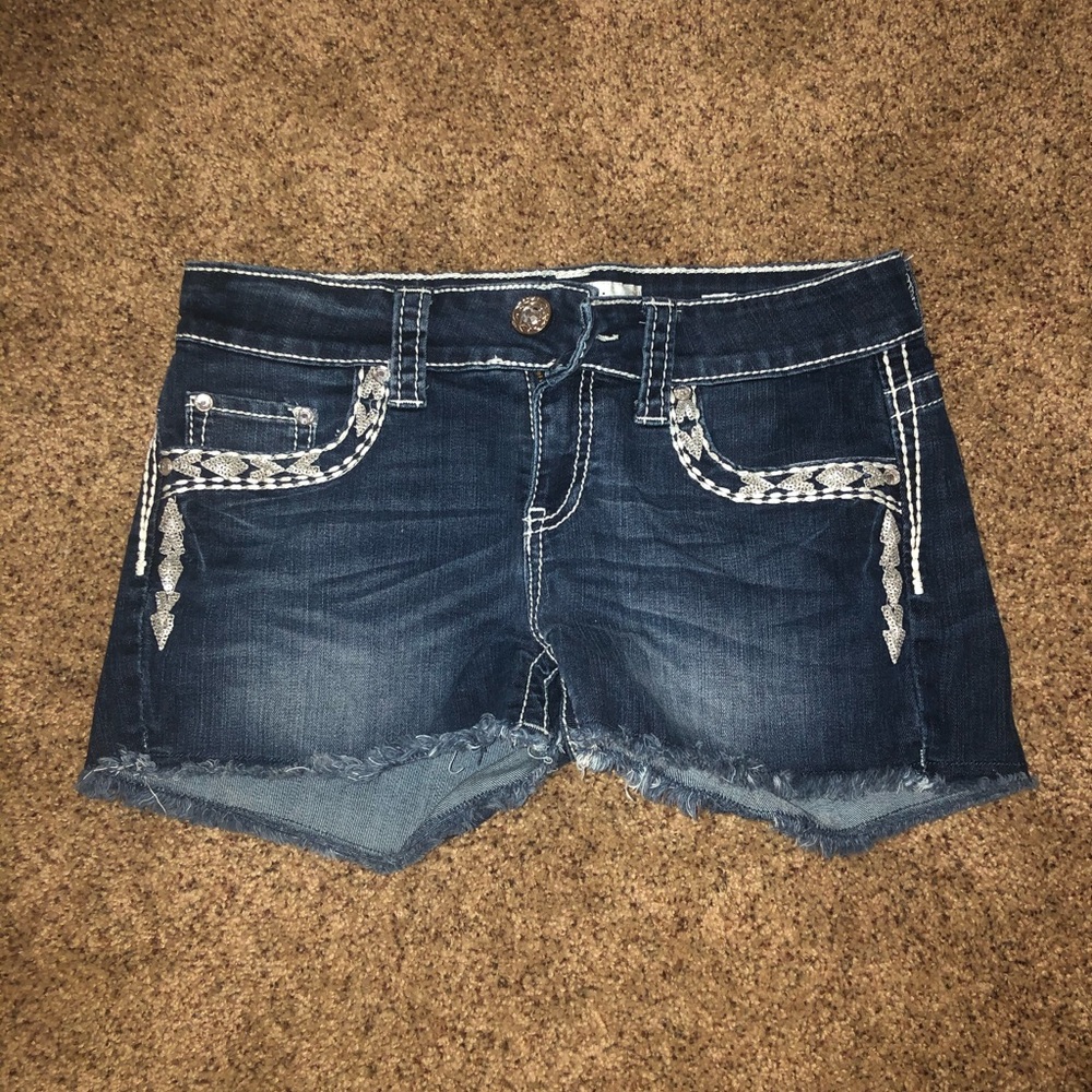 Day trip jean shorts